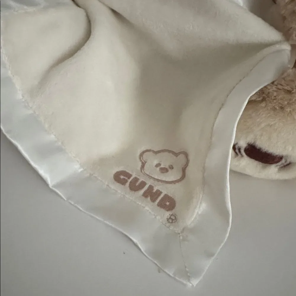 Gund Beige Teddy Bear with Soft Blanket EUC
